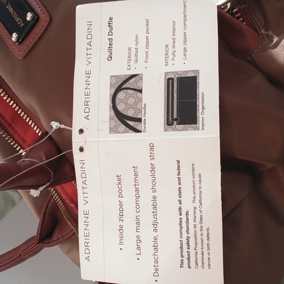 Adrienne Vittadini Quilted Duffle New with tags. - Picture 13 of 14